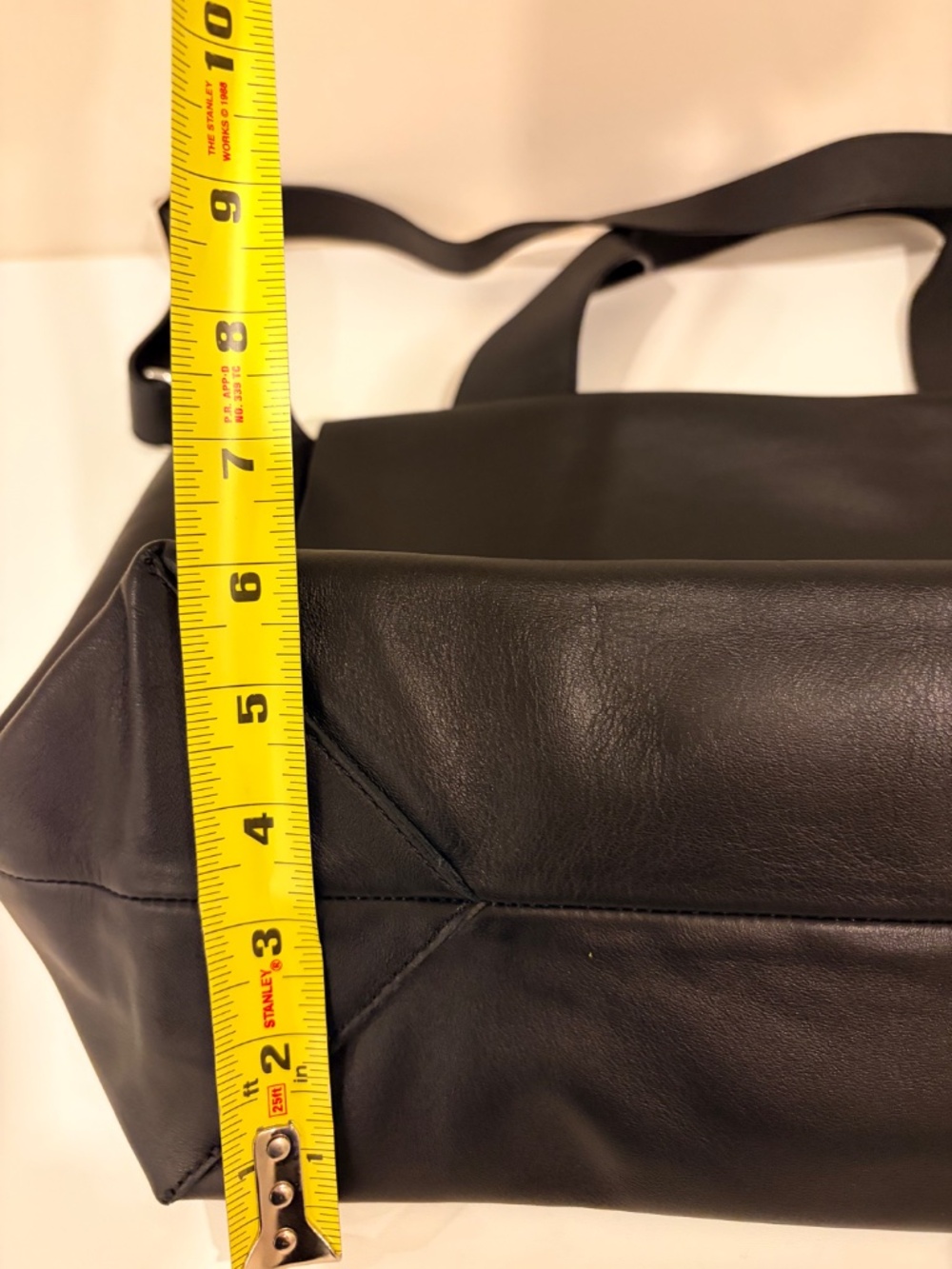 HOST PICK **** COS leather bag - Picture 7 of 7
